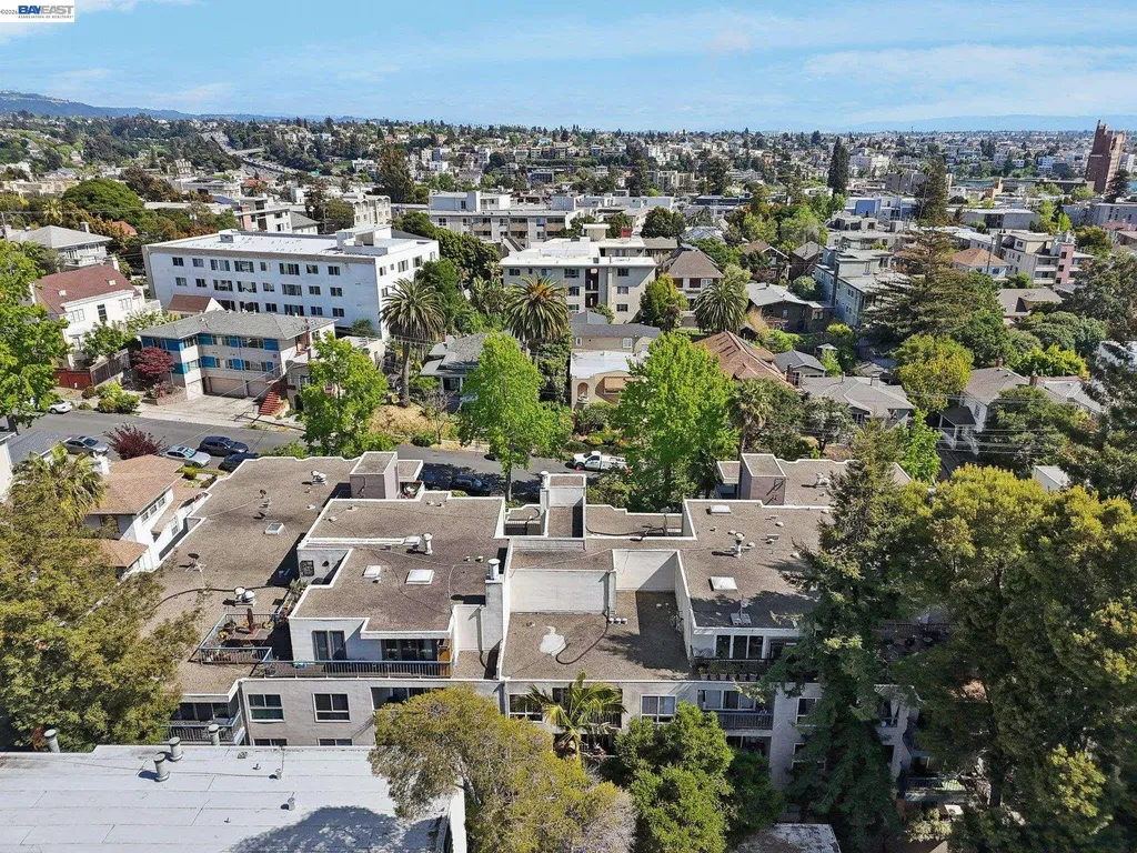 385 Jayne Avenue Oakland CA 94610
