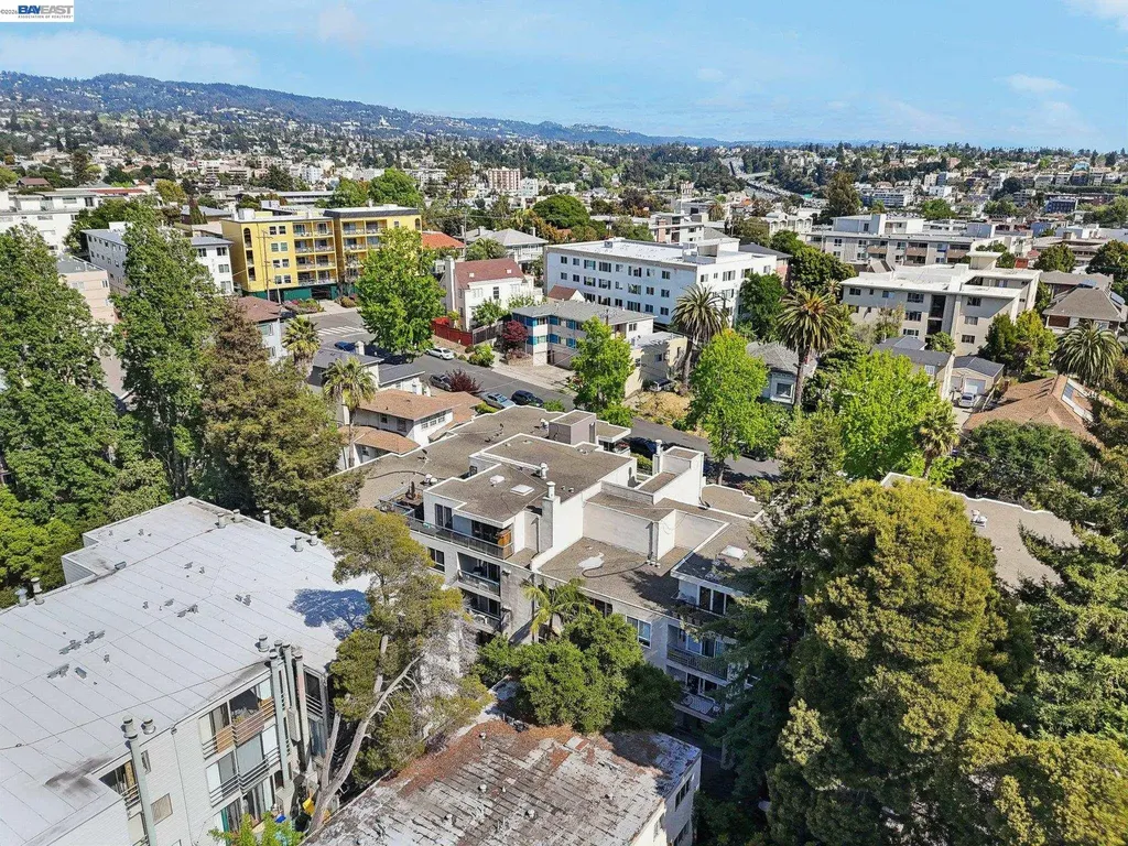 385 Jayne Avenue Oakland CA 94610