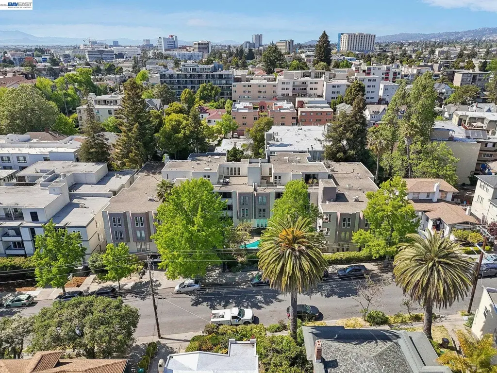 385 Jayne Avenue Oakland CA 94610