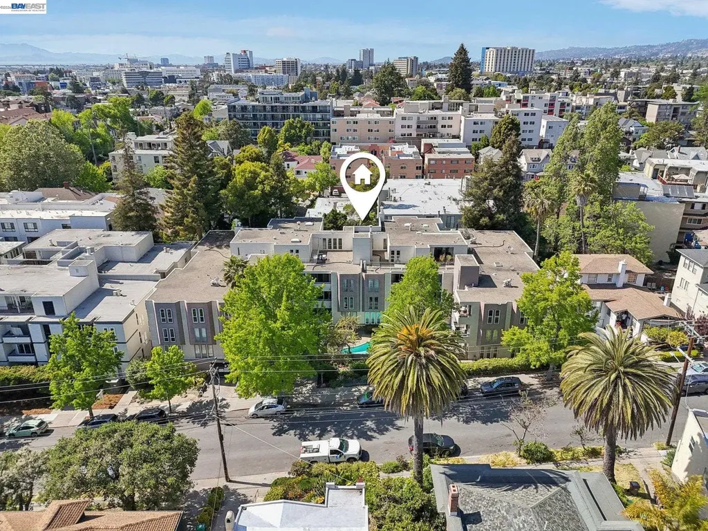 385 Jayne Avenue Oakland CA 94610