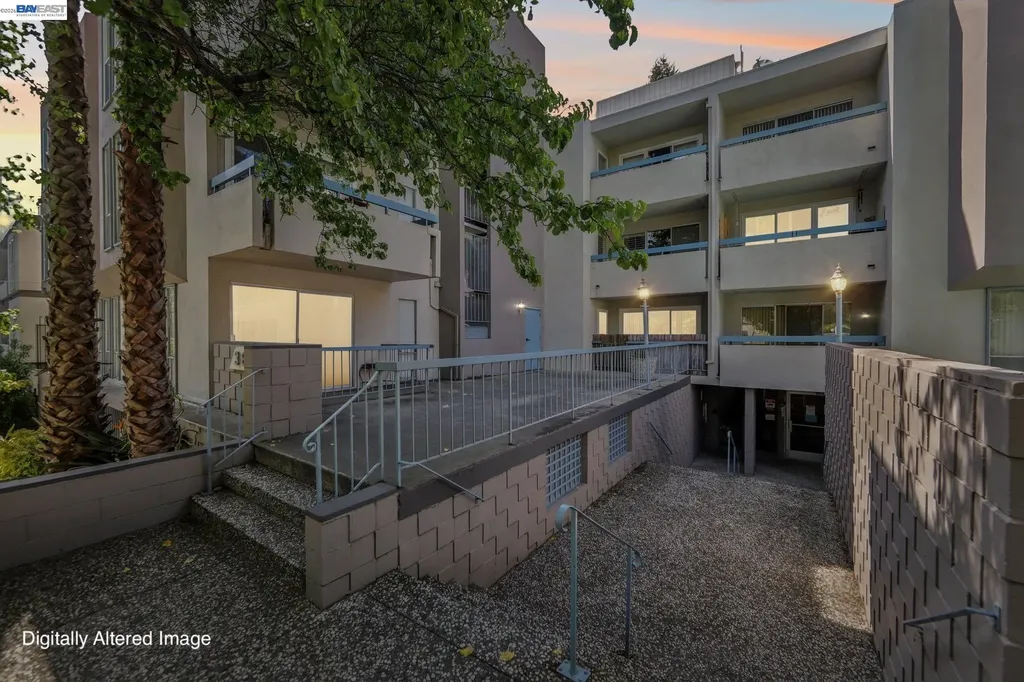 385 Jayne Avenue Oakland CA 94610
