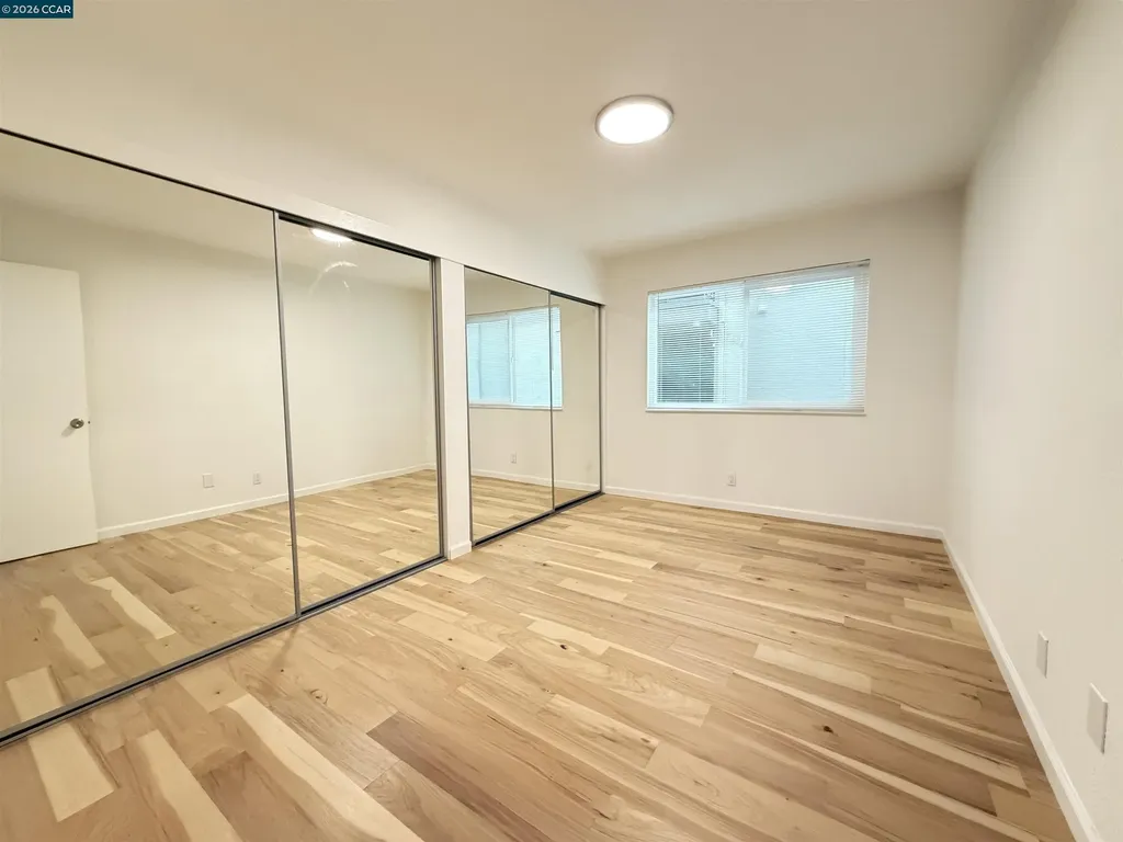 10 Moss Avenue Oakland CA 94610