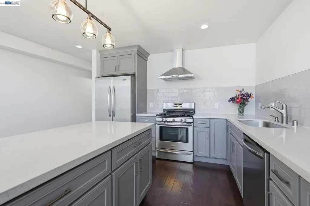 5406 Trask Street Oakland CA 94601