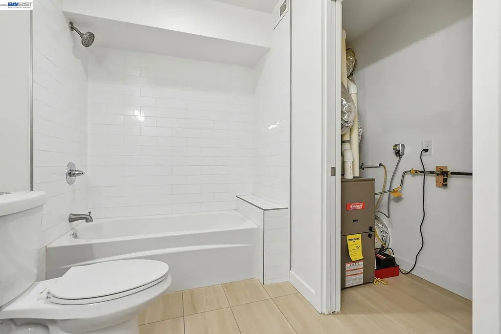 5406 Trask Street Oakland CA 94601