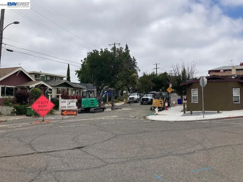 5406 Trask Street Oakland CA 94601