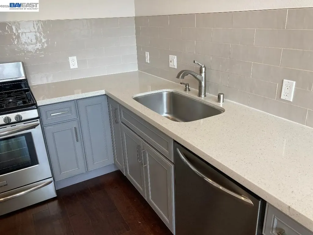 5406 Trask Street Oakland CA 94601