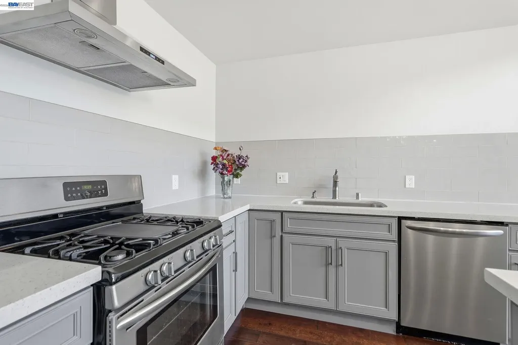 5406 Trask Street Oakland CA 94601