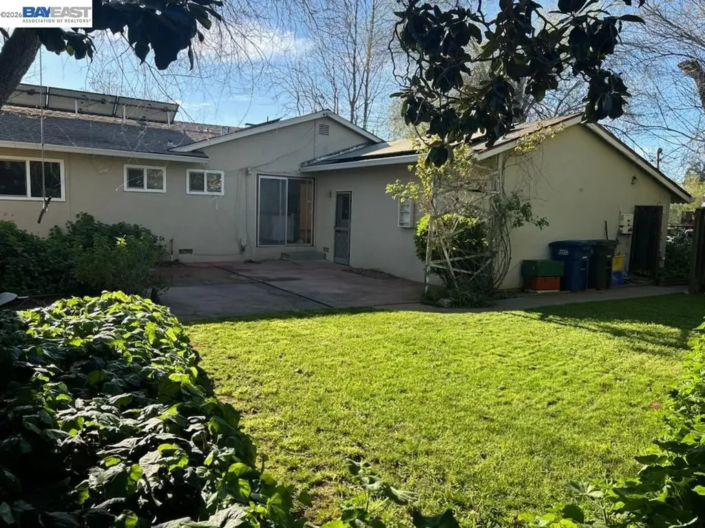 1408 Carmelita Court Concord CA 94520