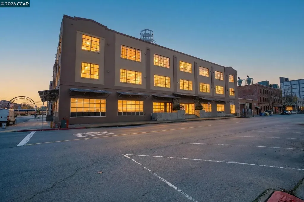 255 3rd Street Oakland CA 94607