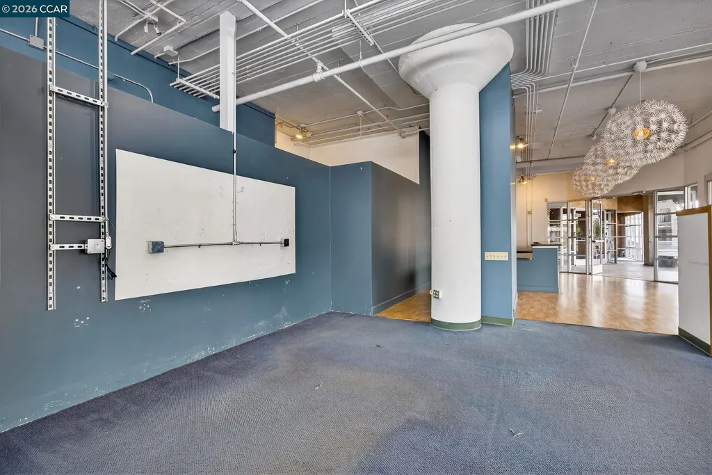 255 3rd Street Oakland CA 94607