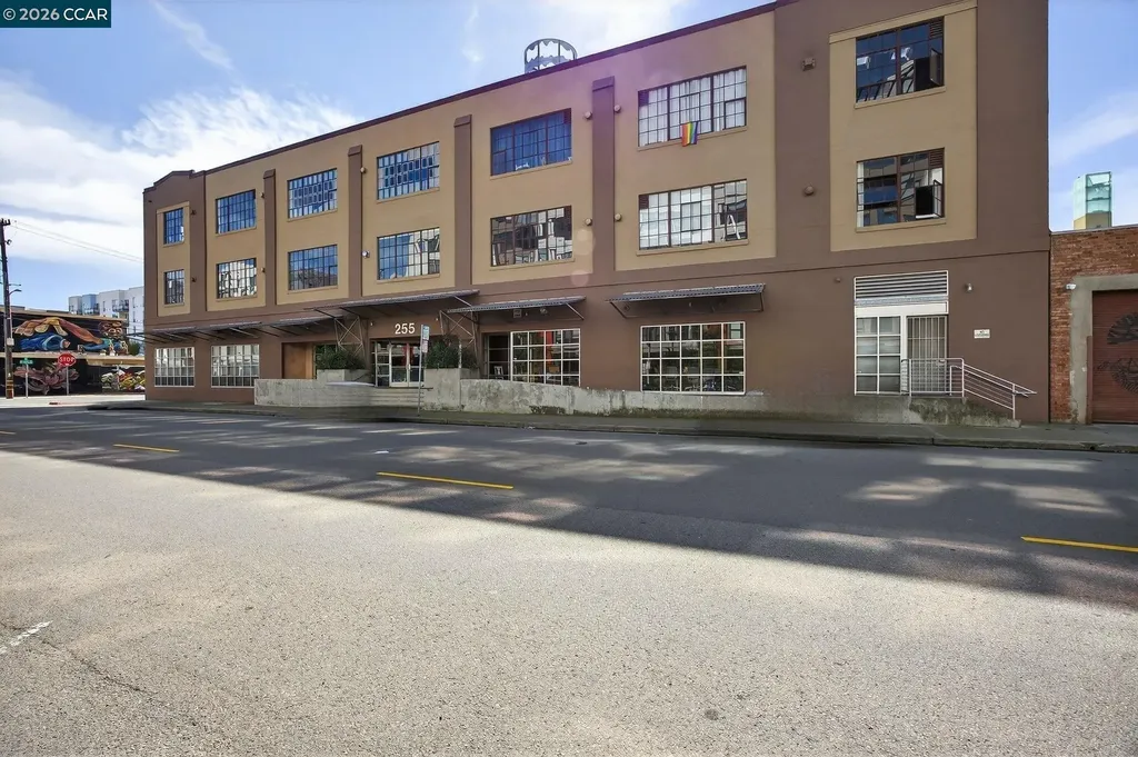 255 3rd Street Oakland CA 94607