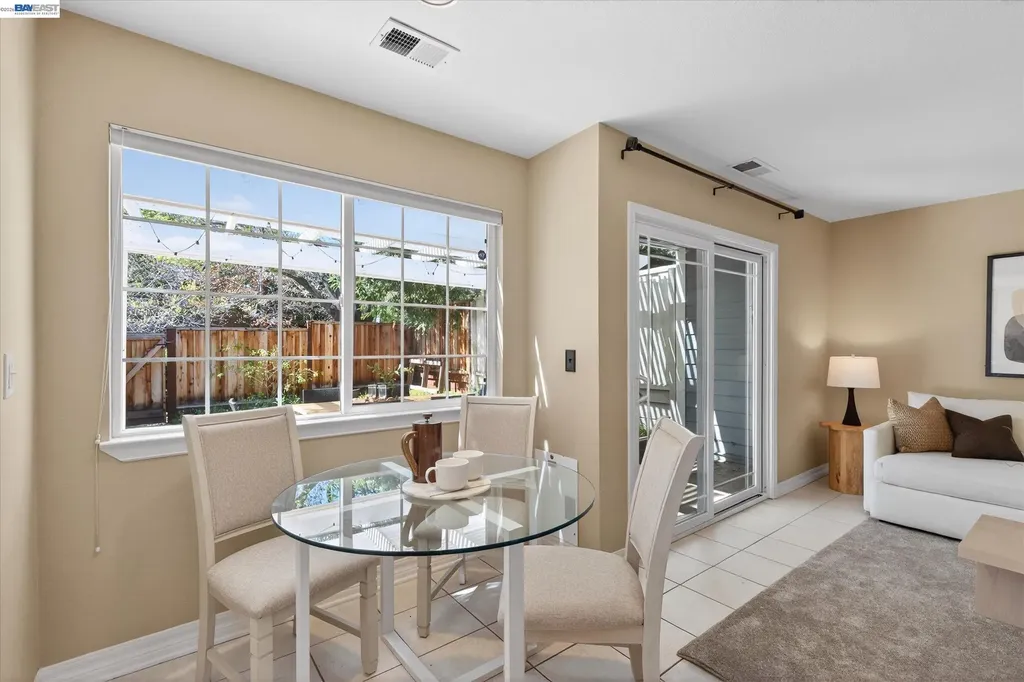 3873 Inverness Common Livermore CA 94551