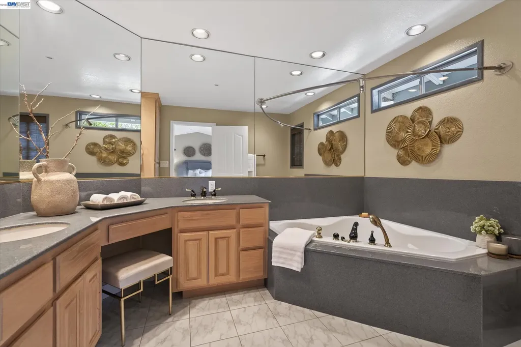 3873 Inverness Common Livermore CA 94551