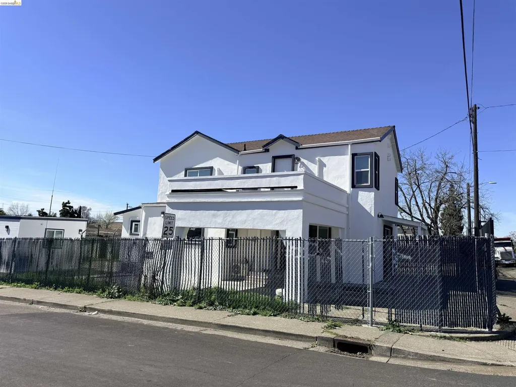 321 Benicia Road Vallejo CA 94590