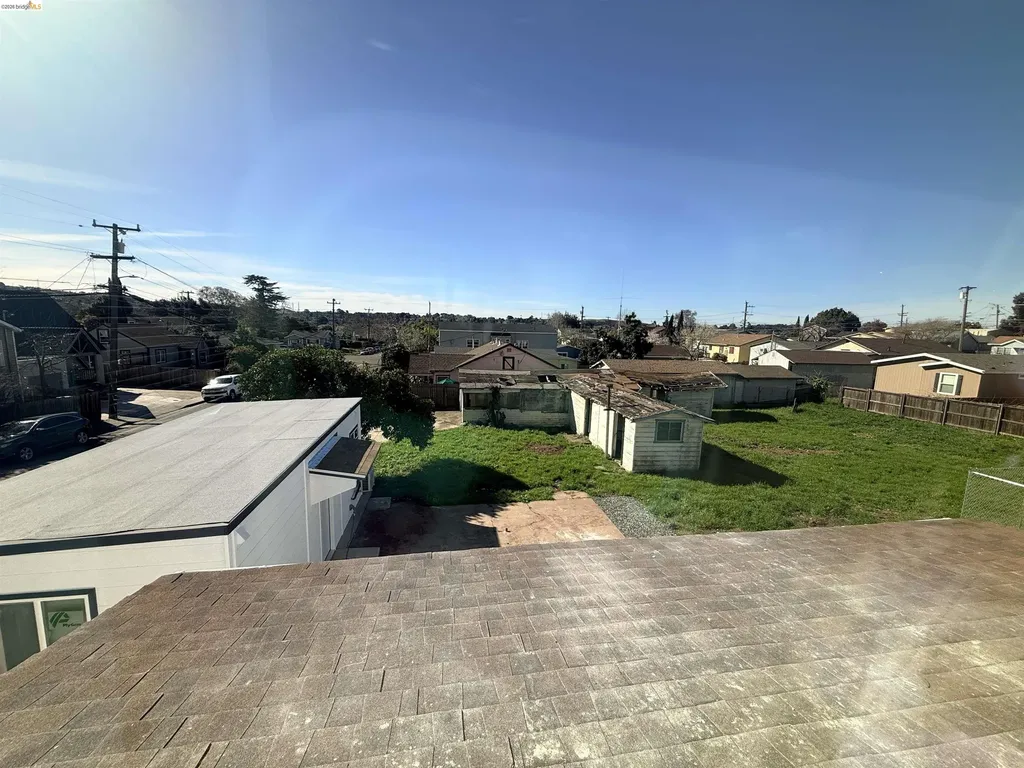 321 Benicia Road Vallejo CA 94590