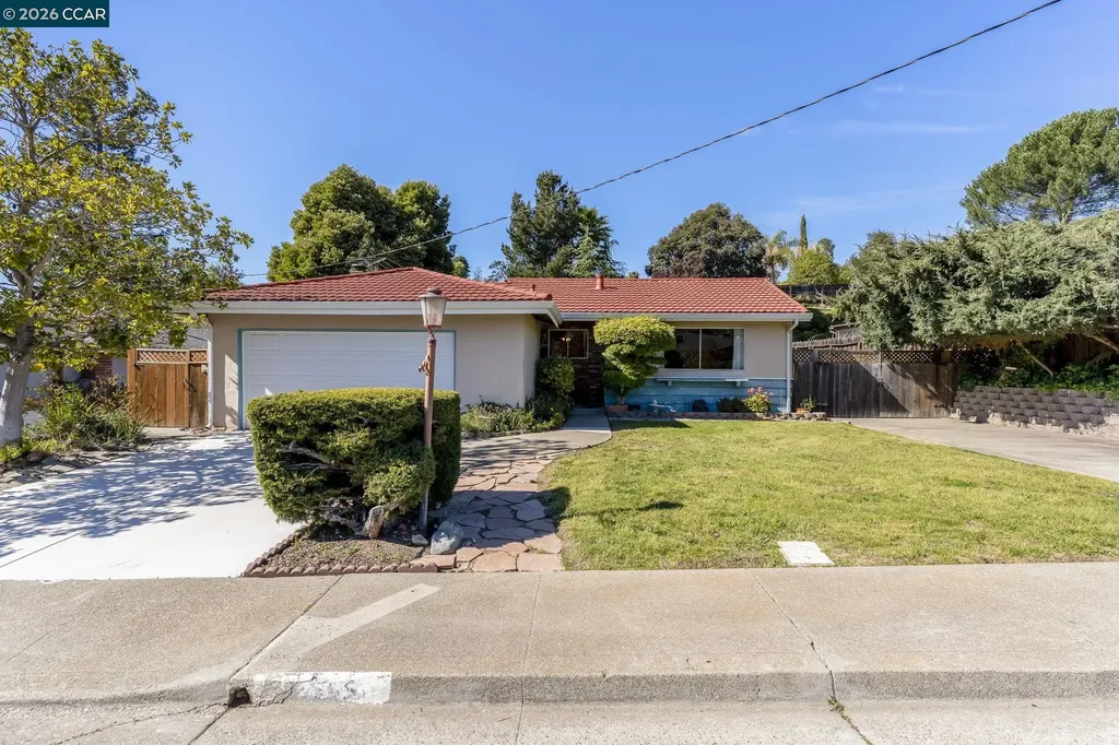 2555 Arroyo Avenue Pinole CA 94564
