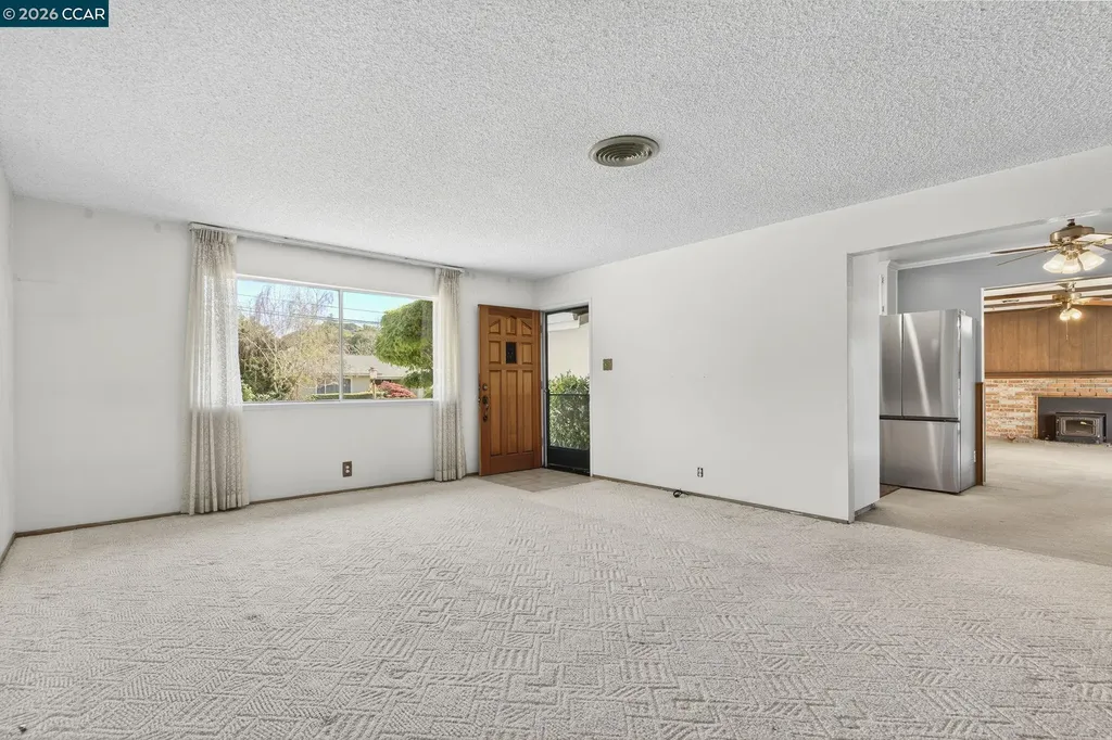 2555 Arroyo Avenue Pinole CA 94564