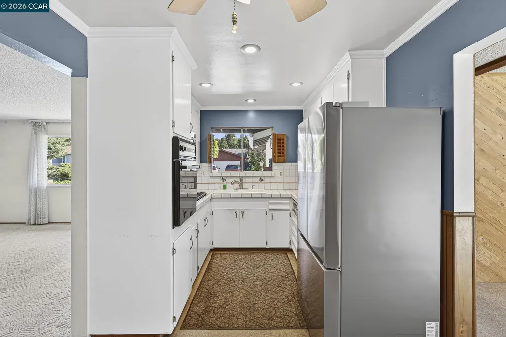2555 Arroyo Avenue Pinole CA 94564
