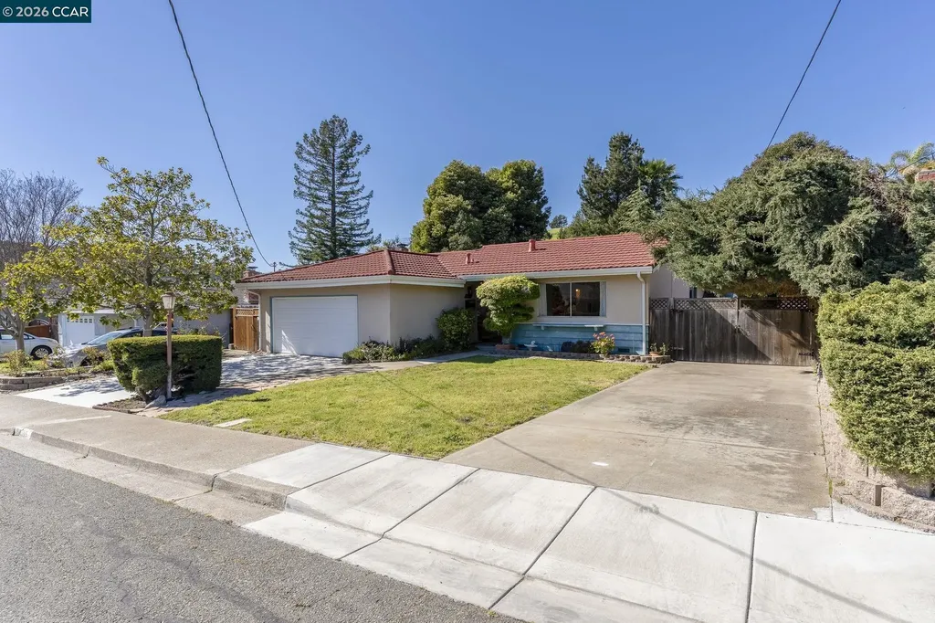 2555 Arroyo Avenue Pinole CA 94564