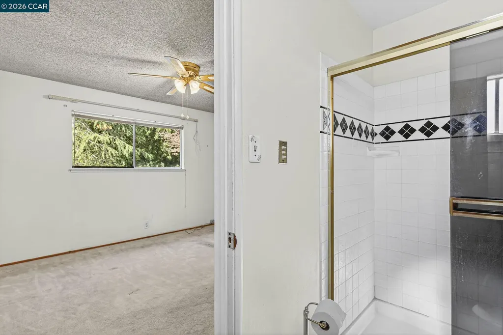 2555 Arroyo Avenue Pinole CA 94564