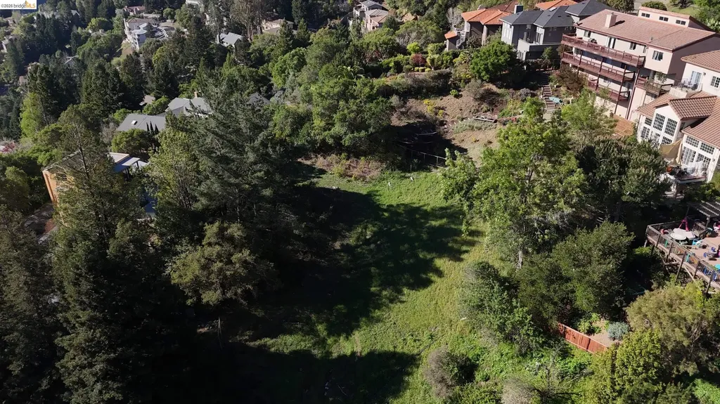 7137 Buckingham Boulevard Berkeley CA 94705