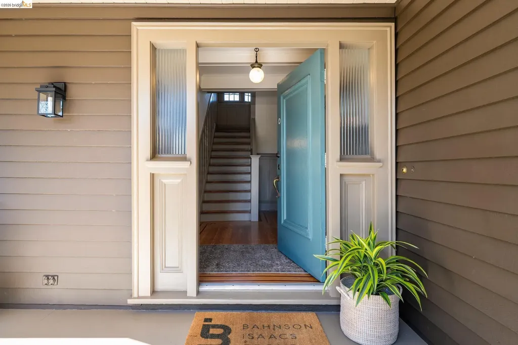 15 Blair Avenue Piedmont CA 94611