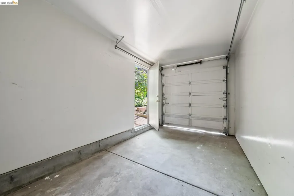15 Blair Avenue Piedmont CA 94611