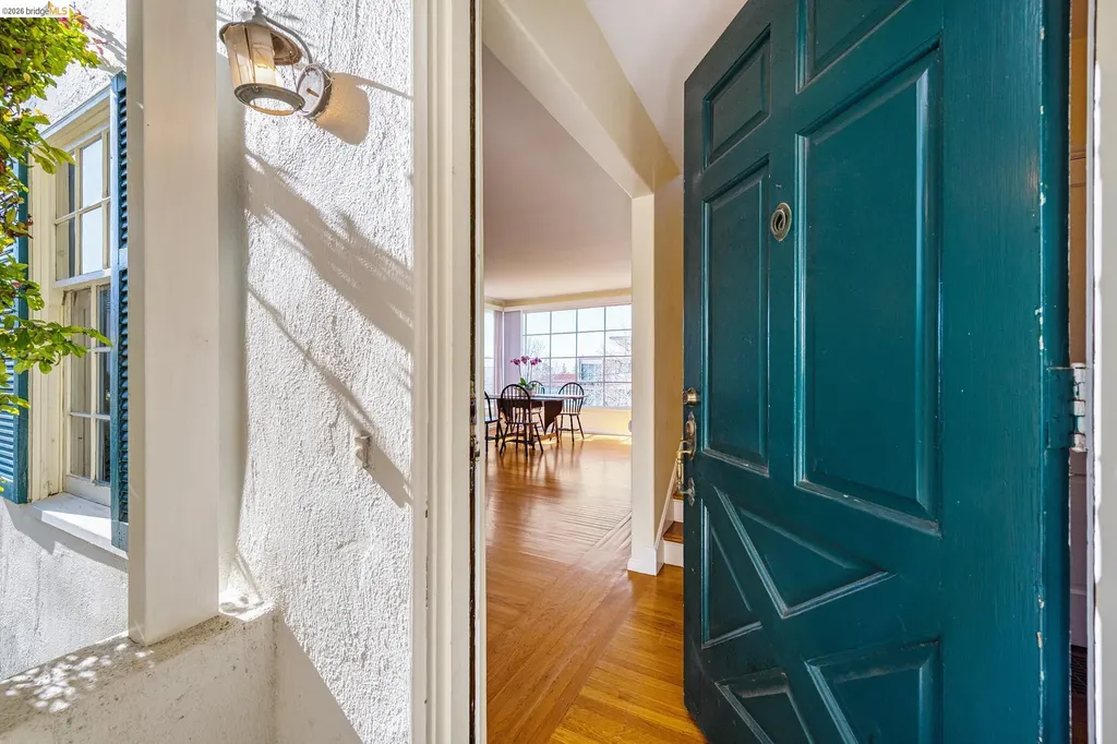 1739 Spruce Street Berkeley CA 94709