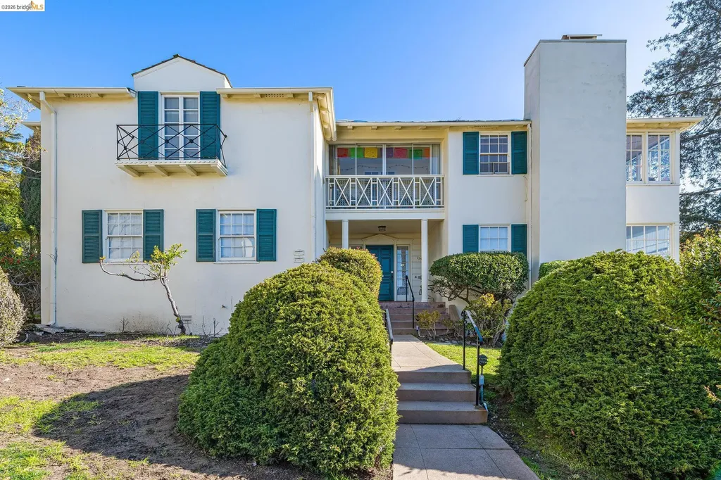 1739 Spruce Street Berkeley CA 94709
