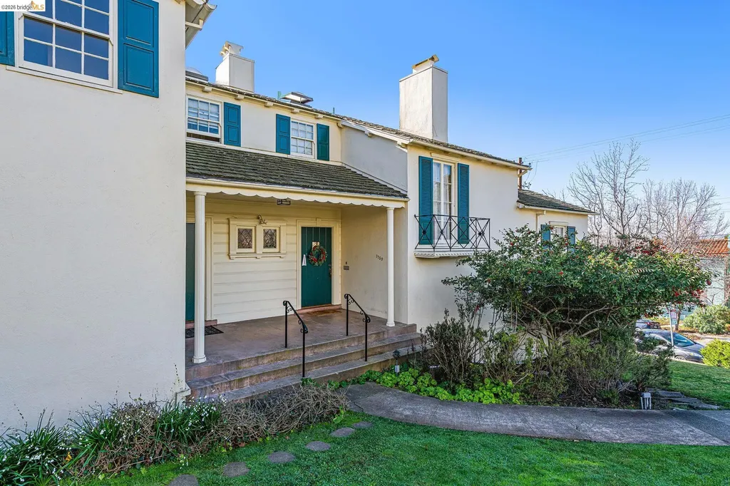 1739 Spruce Street Berkeley CA 94709