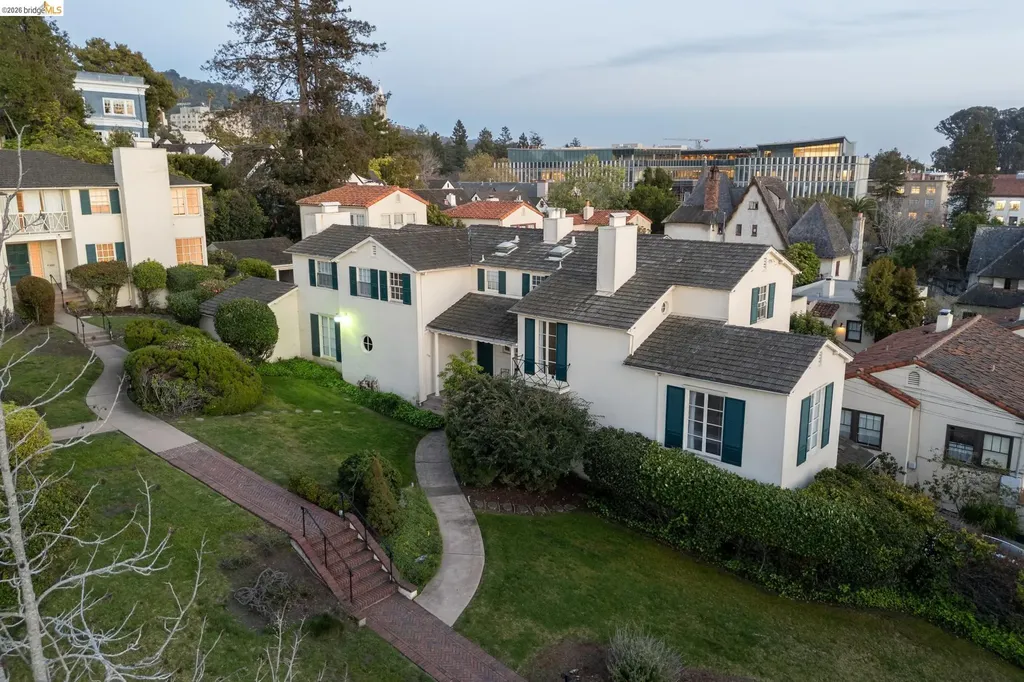 1739 Spruce Street Berkeley CA 94709