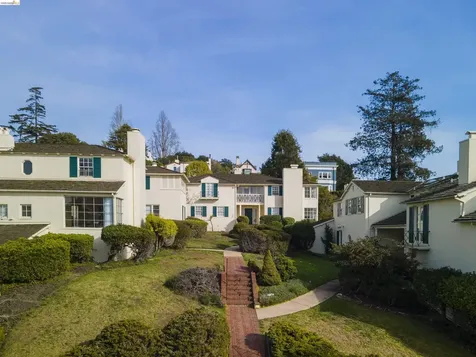 1739 Spruce Street Berkeley CA 94709