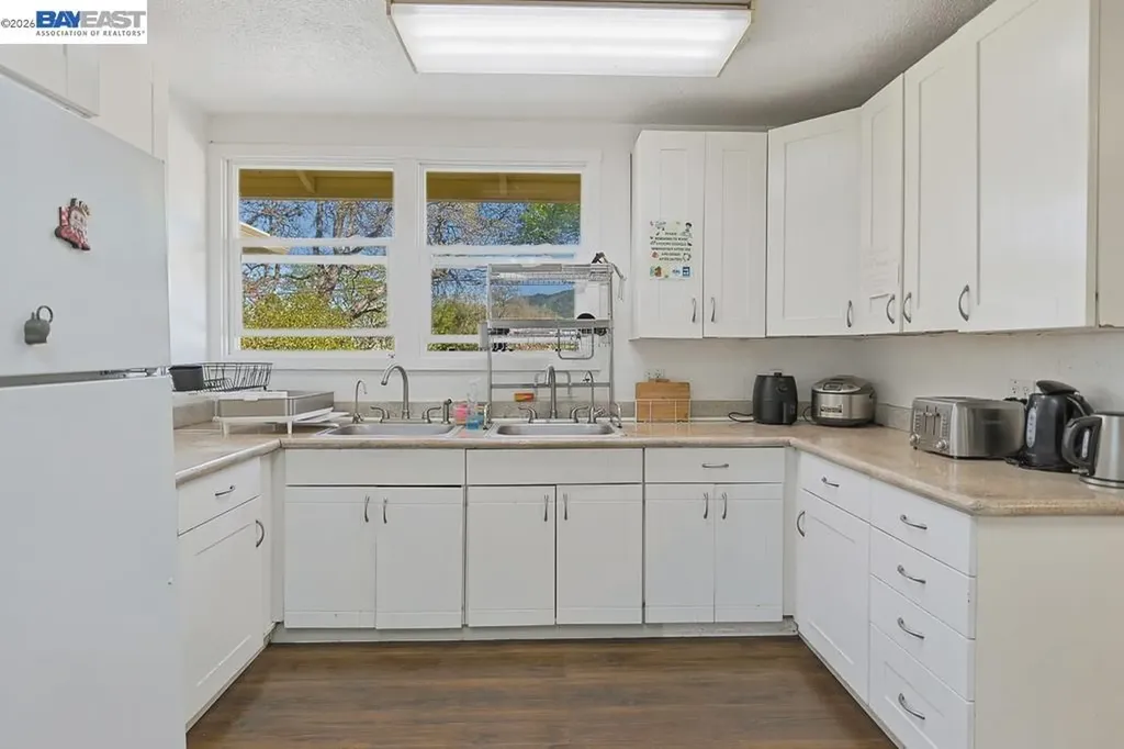 179 Los Ranchitos Road San Rafael CA 94903