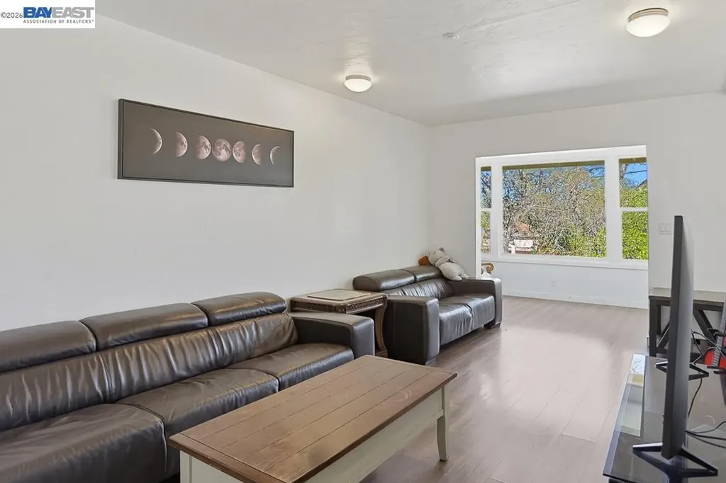 179 Los Ranchitos Road San Rafael CA 94903