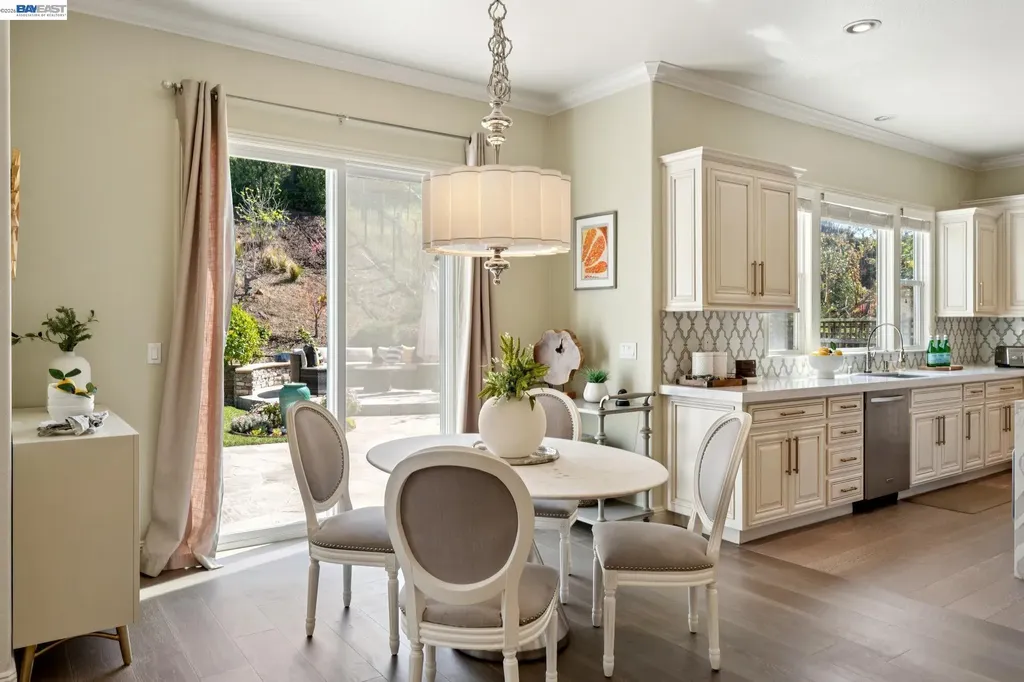 130 Arundel Drive Hayward CA 94542