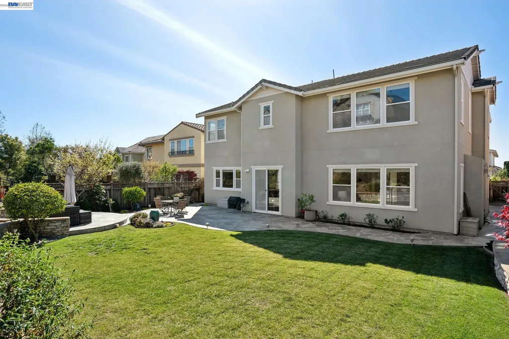 130 Arundel Drive Hayward CA 94542
