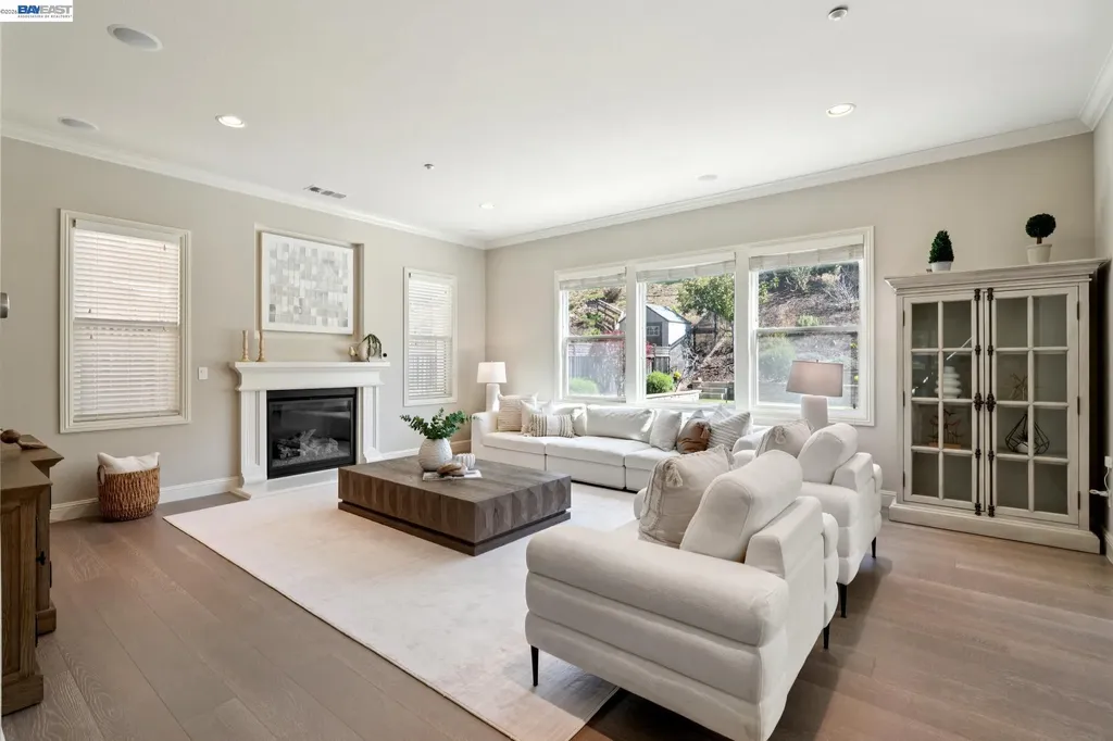 130 Arundel Drive Hayward CA 94542