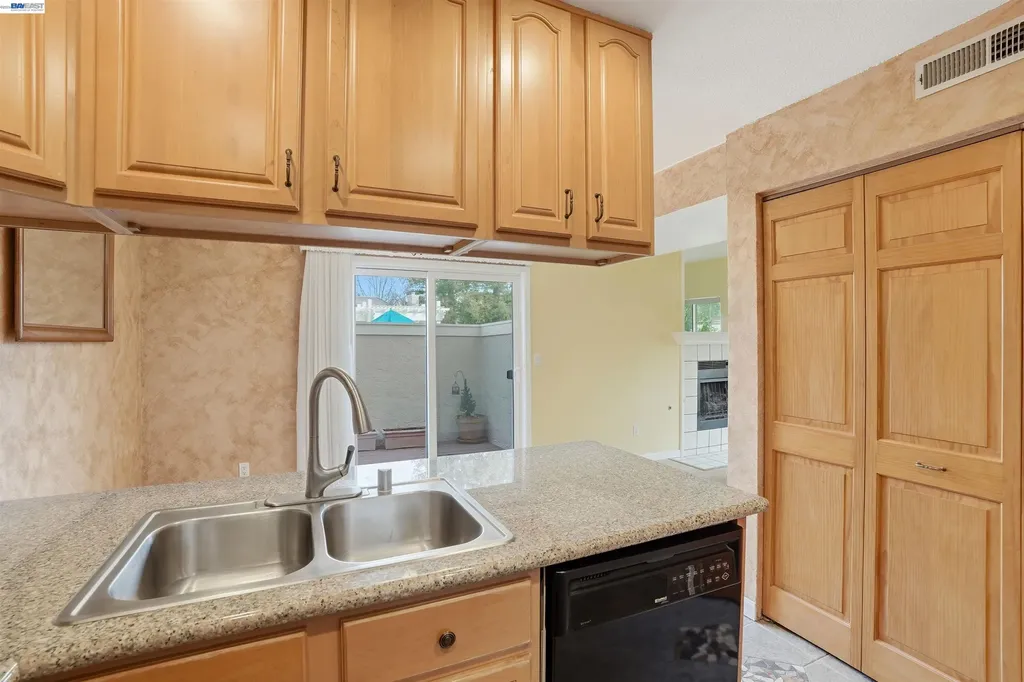 685 Palomino Drive Pleasanton CA 94566