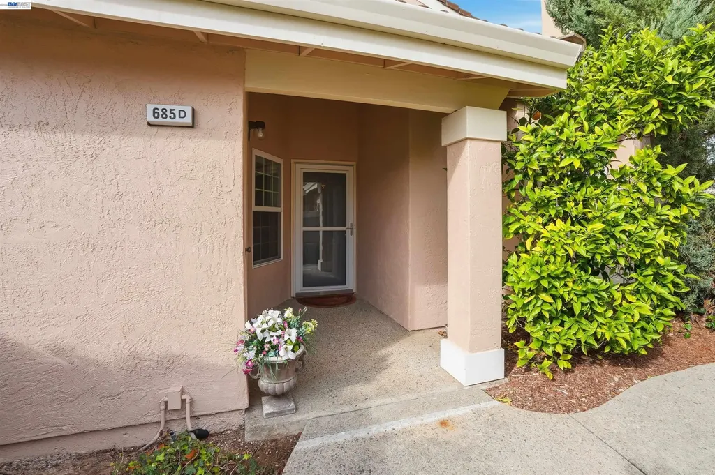 685 Palomino Drive Pleasanton CA 94566