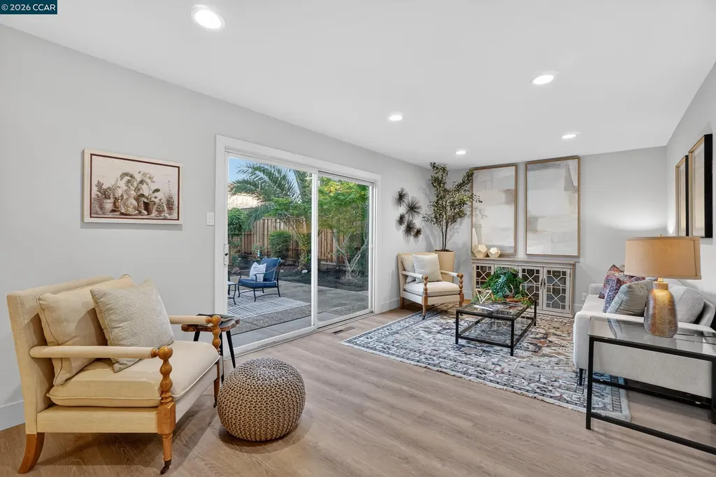 1590 Laverne Way Concord CA 94521