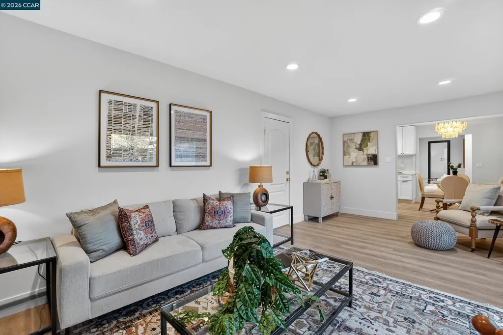 1590 Laverne Way Concord CA 94521