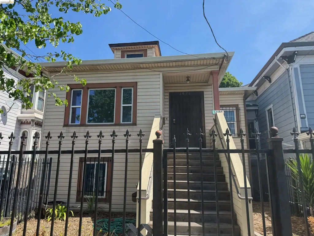 1626 12th Street Oakland CA 94607