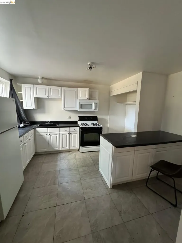 1626 12th Street Oakland CA 94607