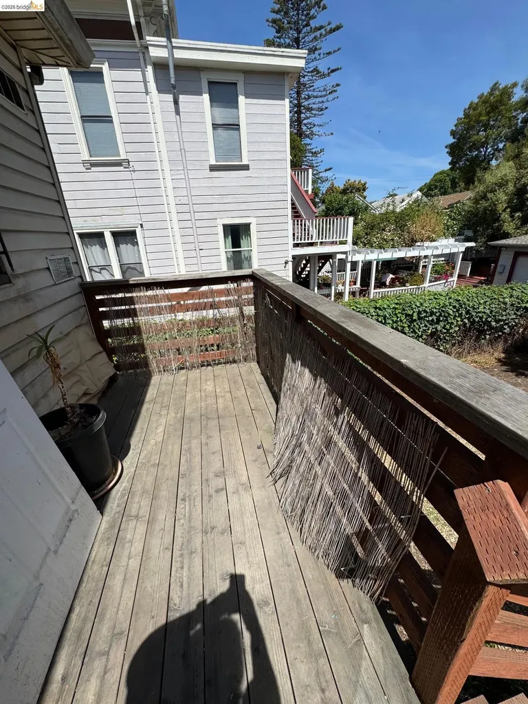 1626 12th Street Oakland CA 94607