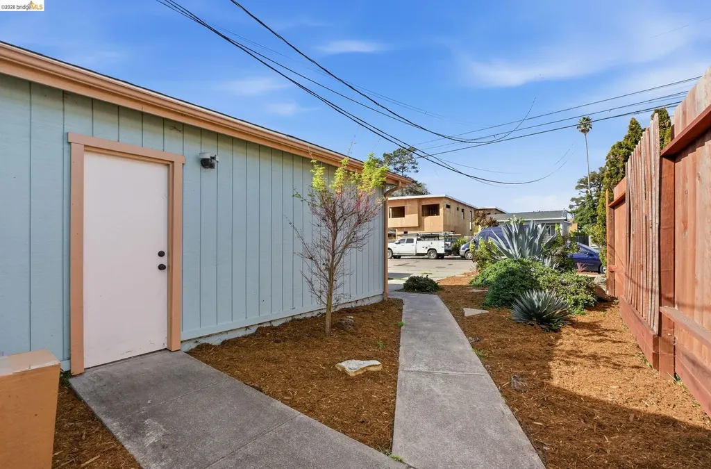 1530 Stuart Street Berkeley CA 94703