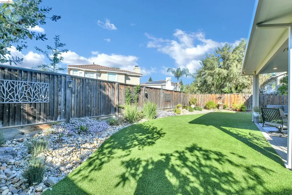 2037 Newton Drive Brentwood CA 94513