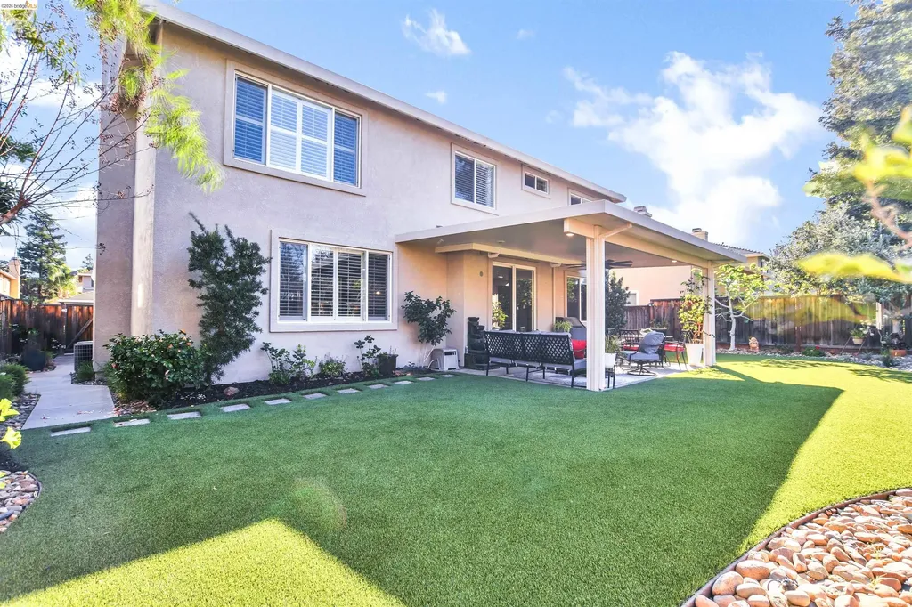 2037 Newton Drive Brentwood CA 94513