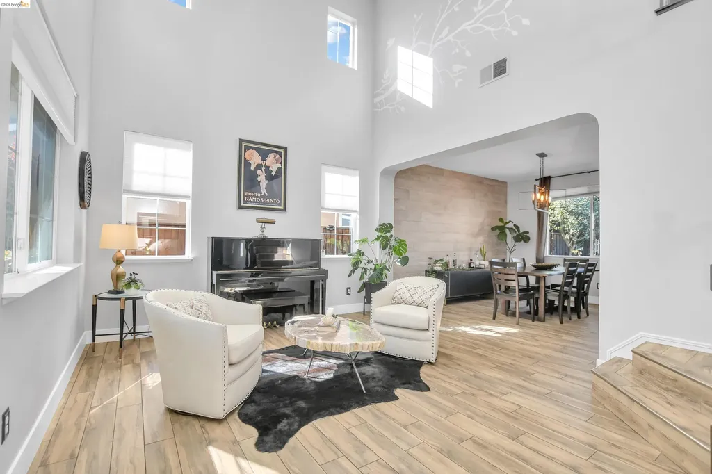 2037 Newton Drive Brentwood CA 94513