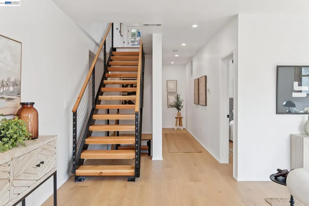 546 Weldon Avenue Oakland CA 94610
