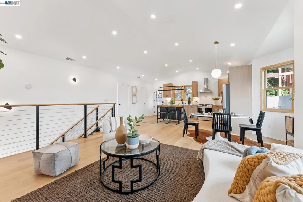 546 Weldon Avenue Oakland CA 94610